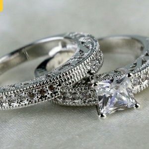 Ladies 2 piece weddingband set